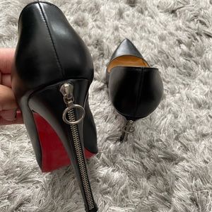 CHRISTIAN LOUBOUTIN BLACK LEATHER ZIPPER HEELS SIZE 37